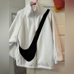 Nike Sherpa reversible windbreaker size medium